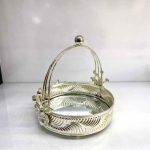 144137